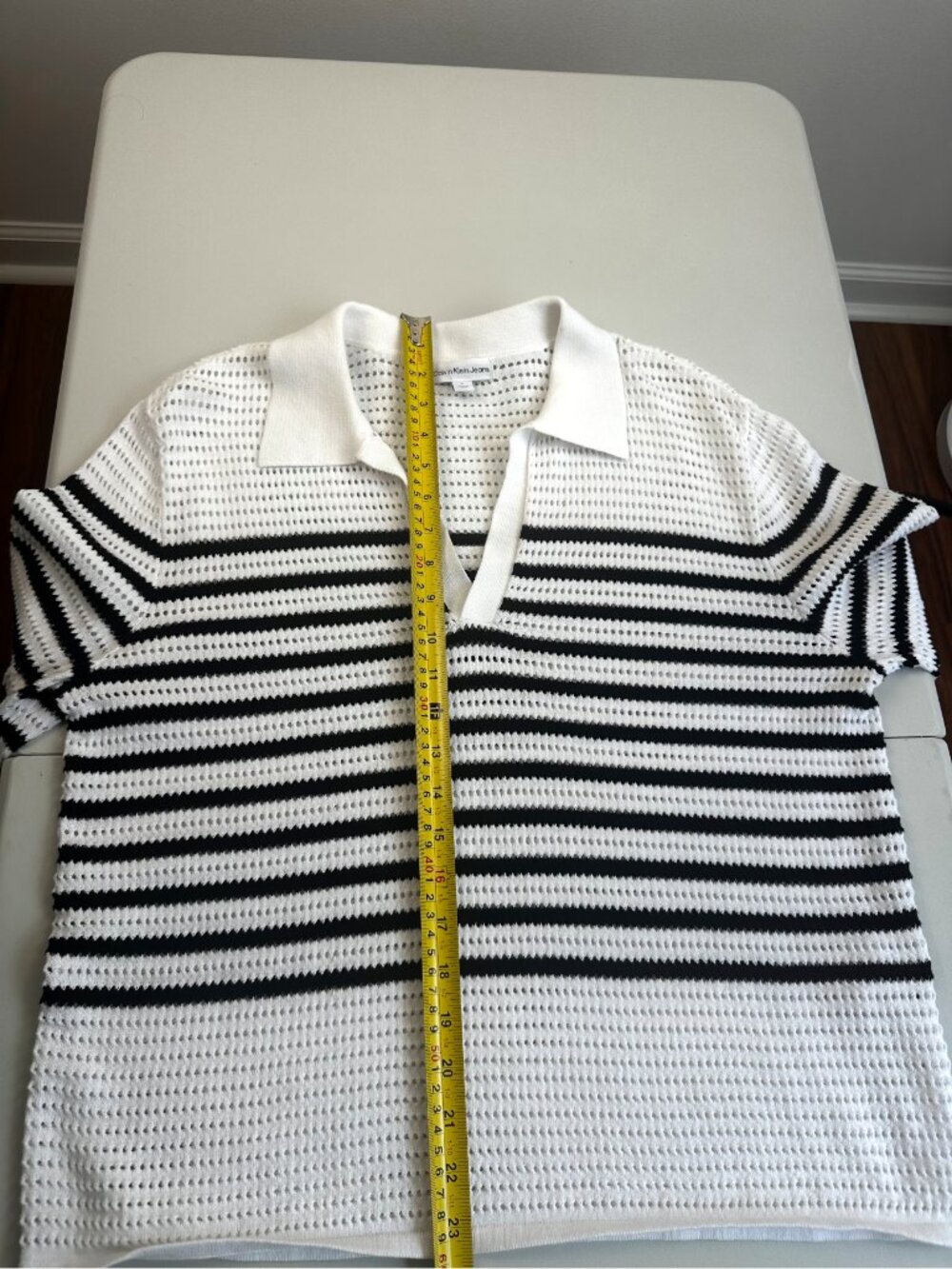 Calvin Klein Jeans Women’s Open Knit Striped Polo Sweater White Black Size M - Picture 3 of 5